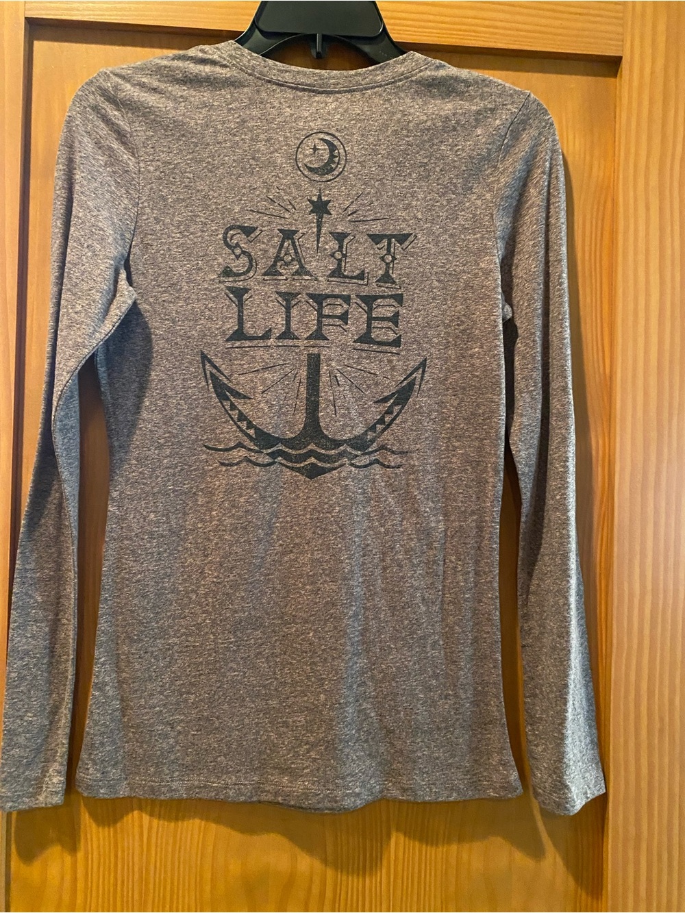 Salt Life Anchor Heather Purple Long Sleeve V-Neck T-Shirt NWT S